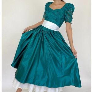 Vintage 80's Green Satin Lace Puff Sleeve Evening Gown